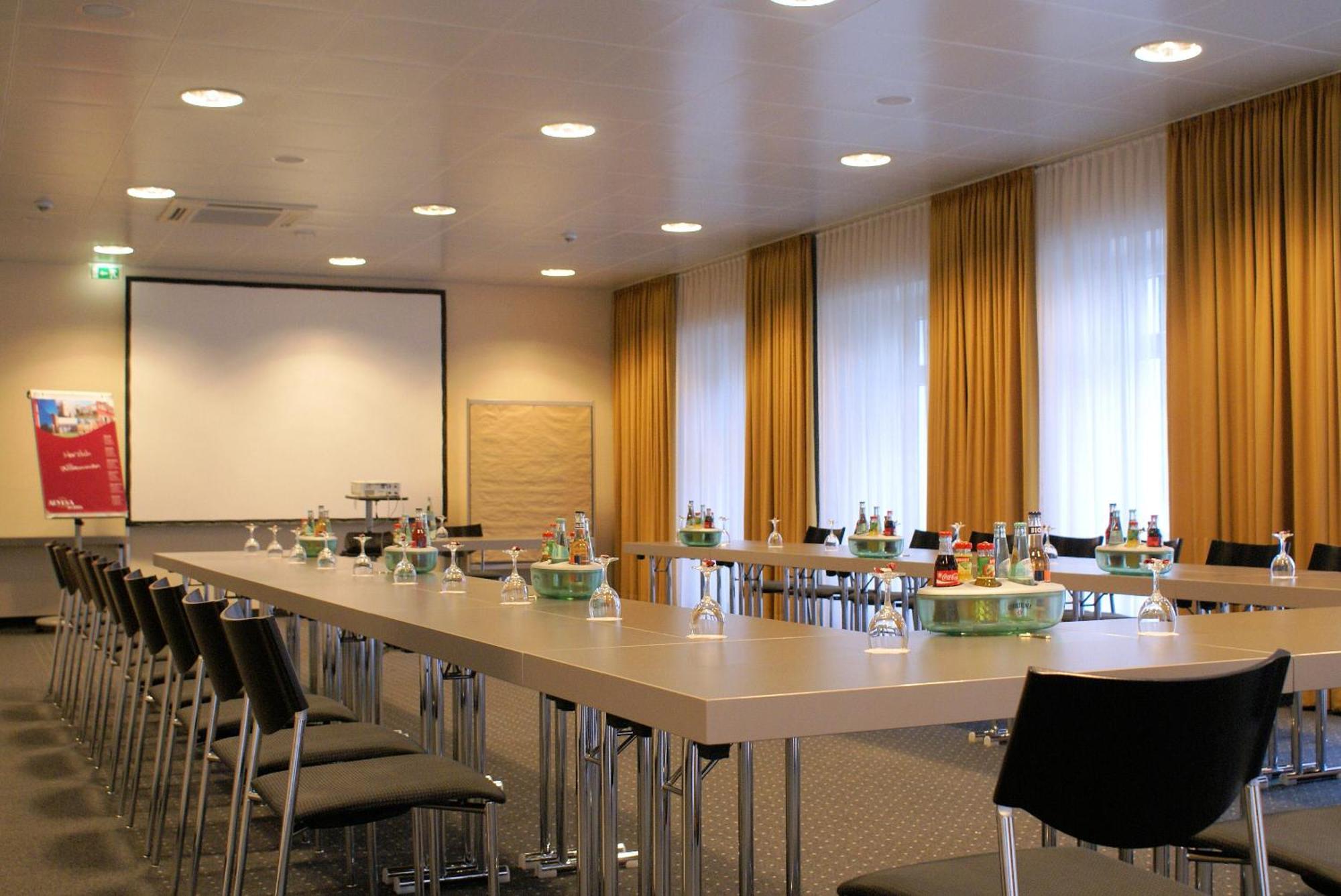 Arvena Reichsstadt Hotel Bad Windsheim Einrichtungen foto
