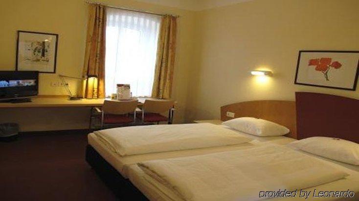 Arvena Reichsstadt Hotel Bad Windsheim Zimmer foto