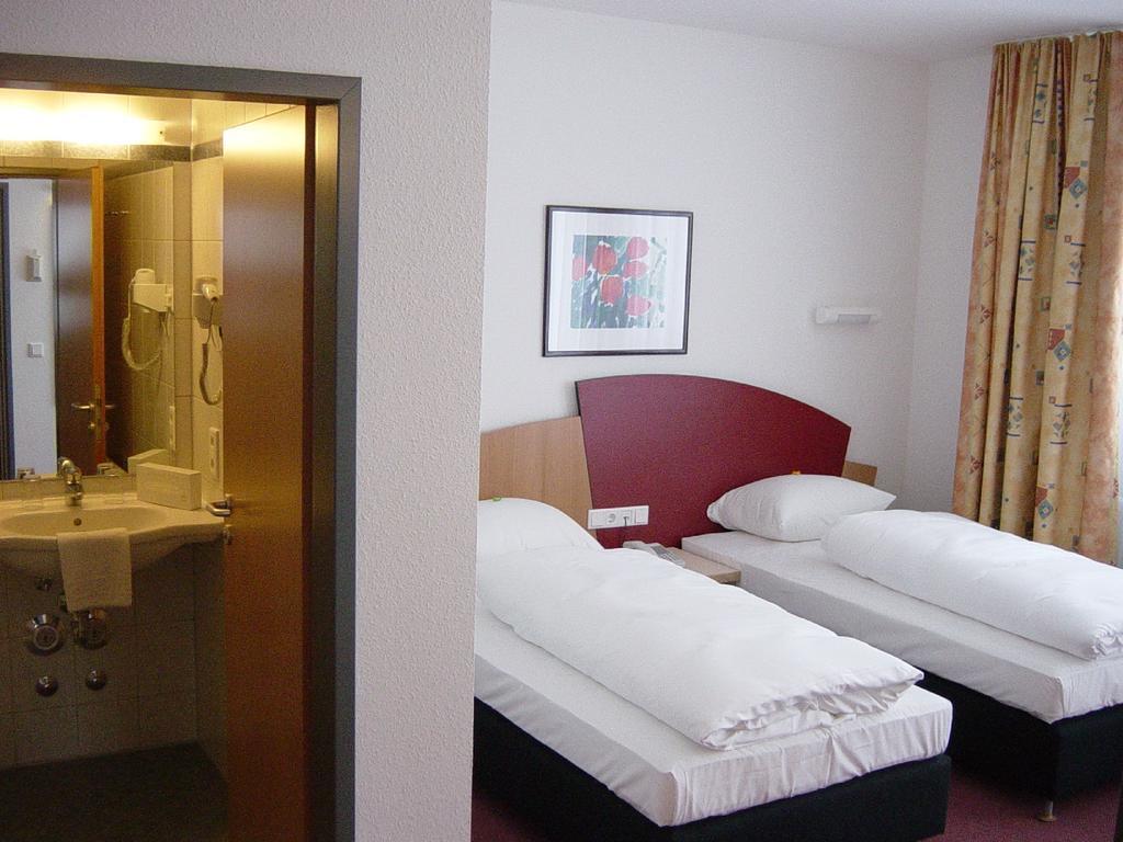 Arvena Reichsstadt Hotel Bad Windsheim Exterior foto